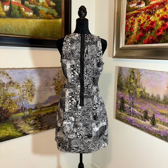 BCBG MAX AZRIA dress size S - Picture 3 of 5